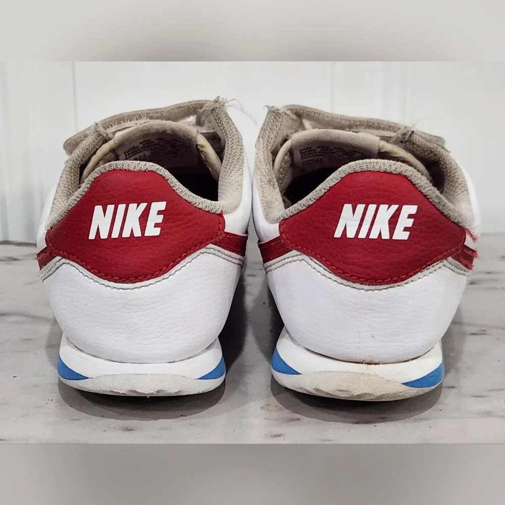 Nike Cortez basic sneakers velcro straps size 3 youth